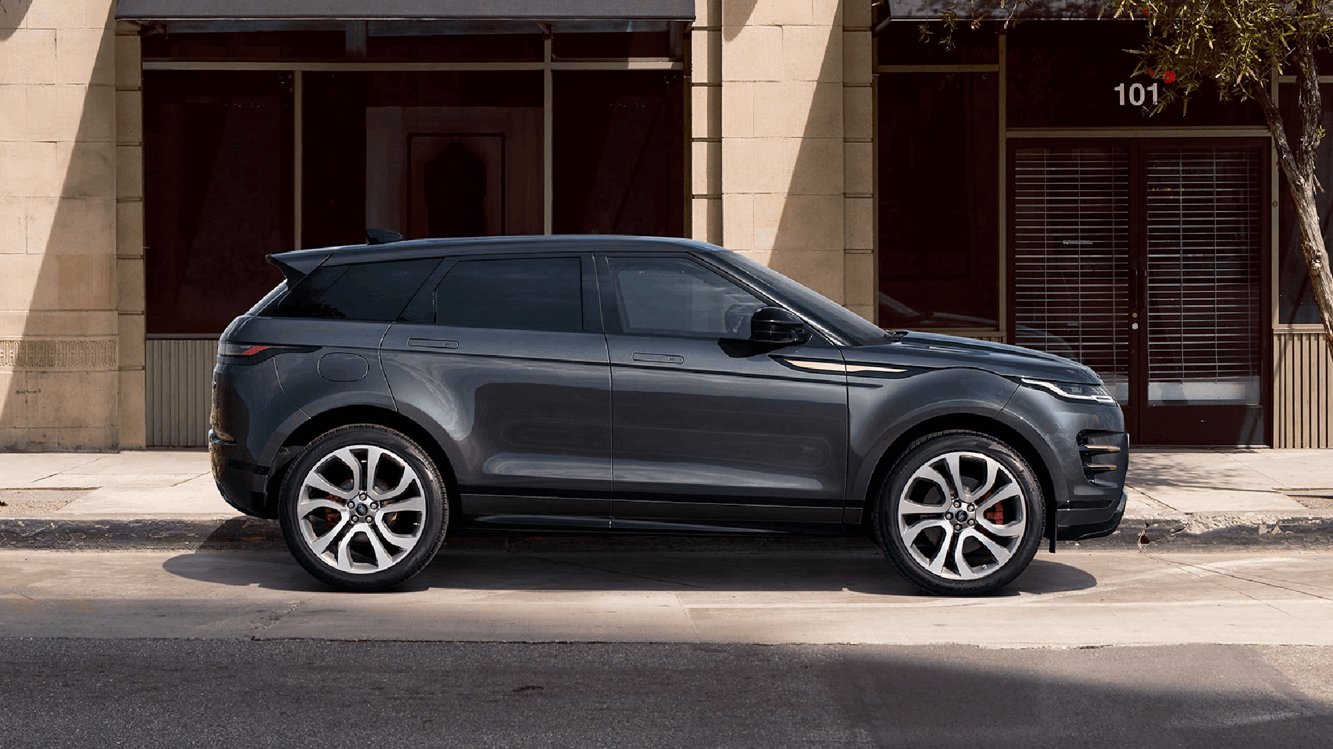 Read more about the article Range Rover Evoque: características, desempenho, preços